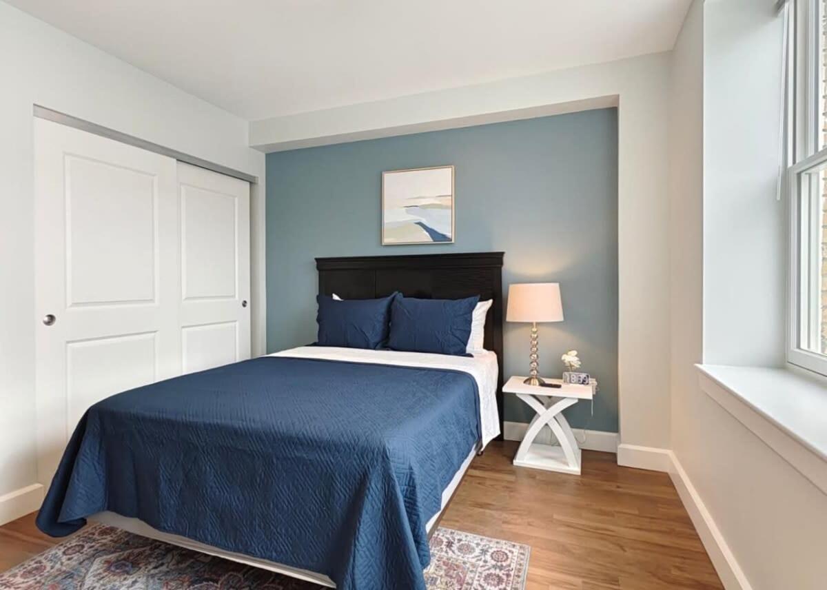 Fun Cozy Apts - 1 25 Mile Walk To Tiaa Bnk Fld Jacksonville Exteriör bild